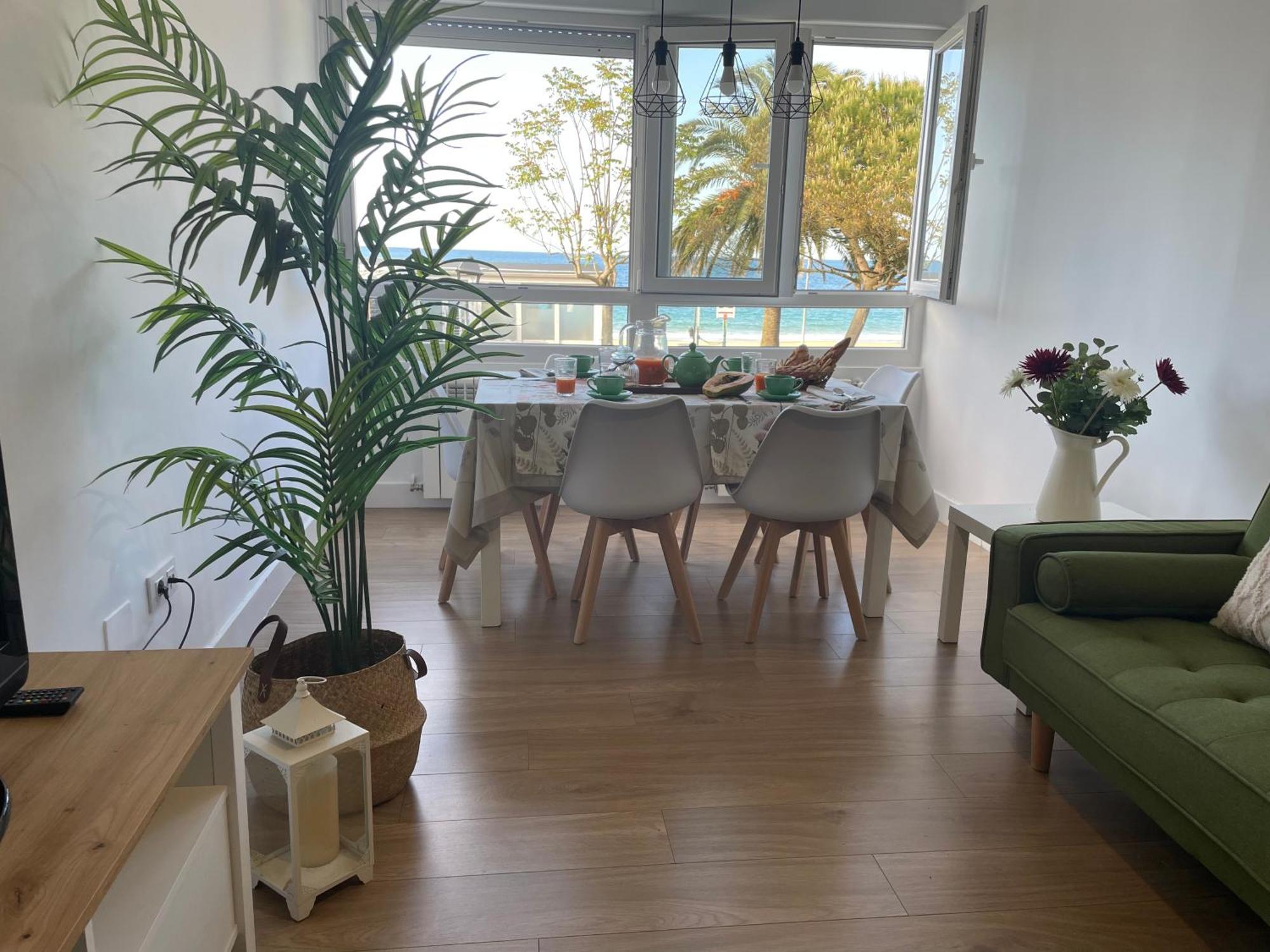 Apartamento Comillas Beach Kültér fotó